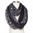 Women's Chain Link Pattern Infinity Scarf - Black